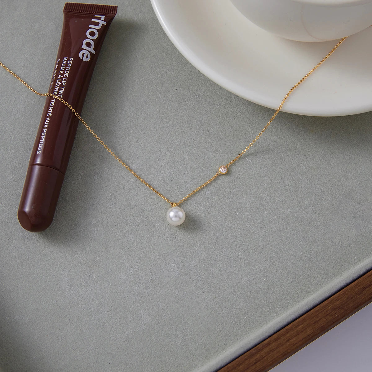 Kika Elegant Pearl Pendant Necklace White Round Zircon