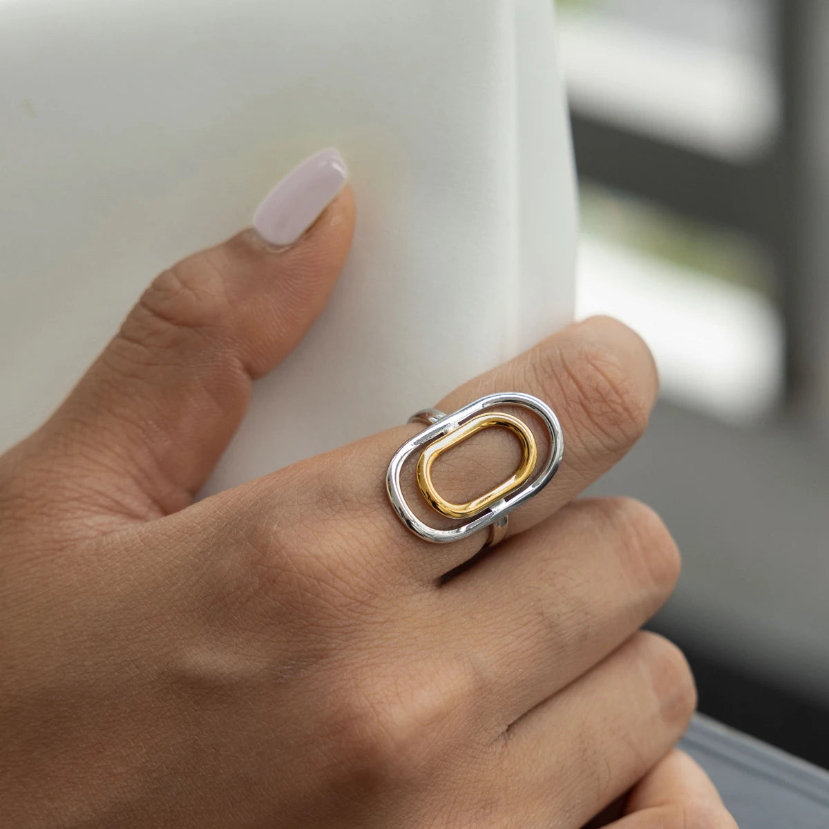 Kika Minimalist Oval Shape Mixed Color Open Rings