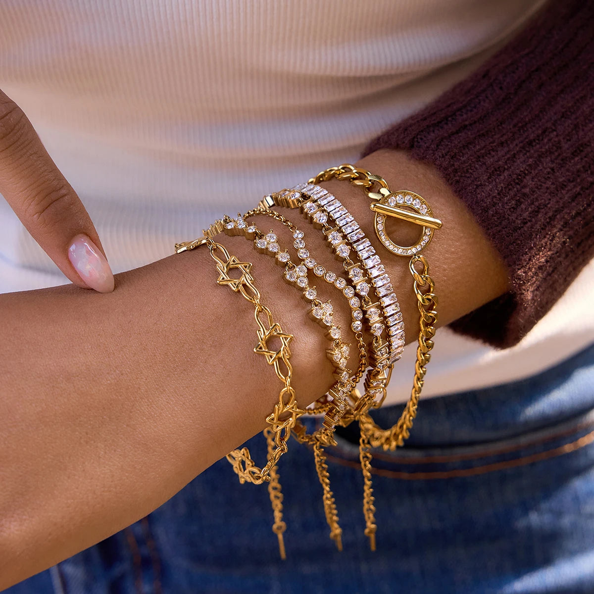 KIKA Classic Hollowed-Out Five-Pointed Star Bracelet For Women Delicate 18K GoldPVD Plated Stainless Steel 316L Layer Bracelets