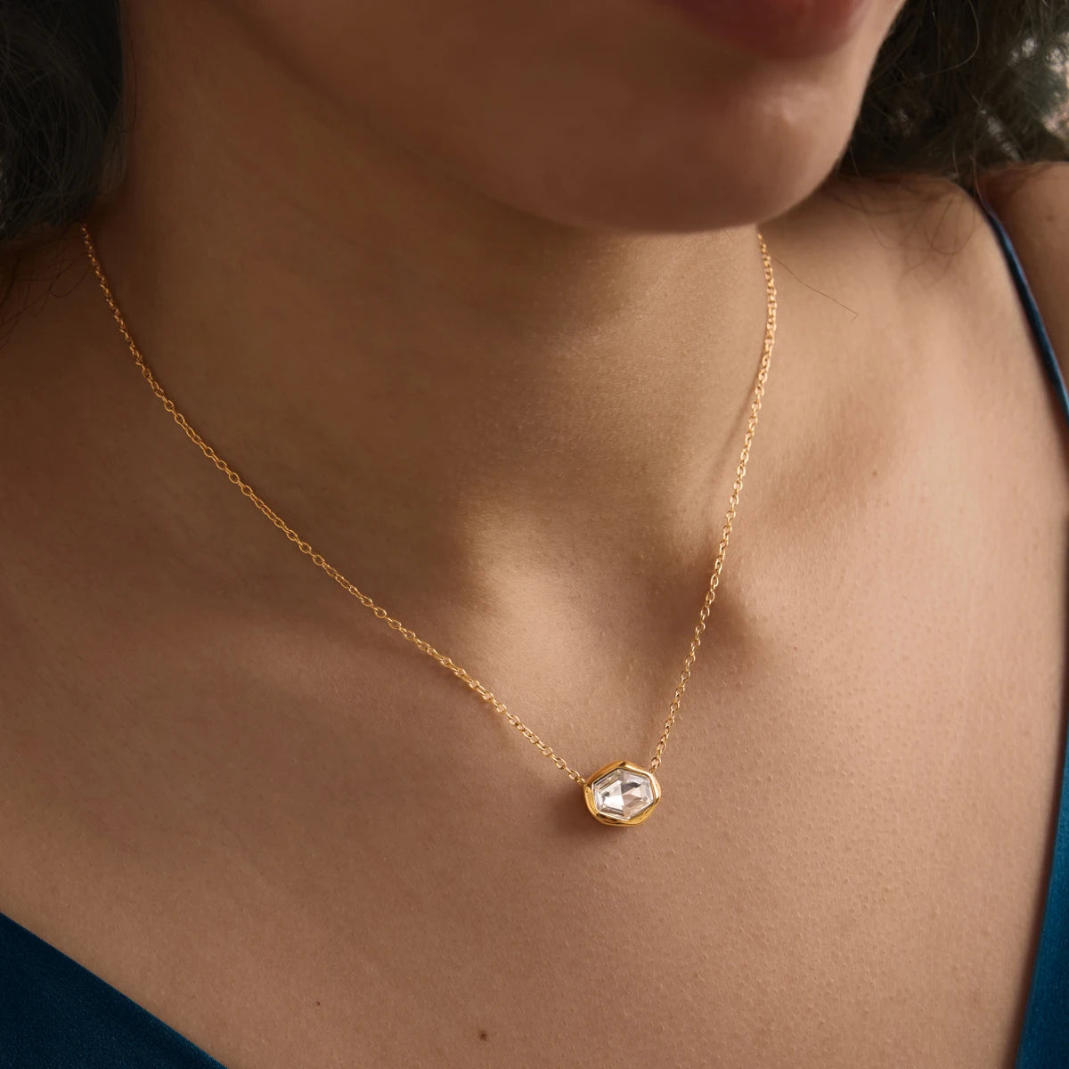 KIKA Geometric Glass Stone Pendant Necklace PVD 18K Gold Plated Stainless Steel 316L