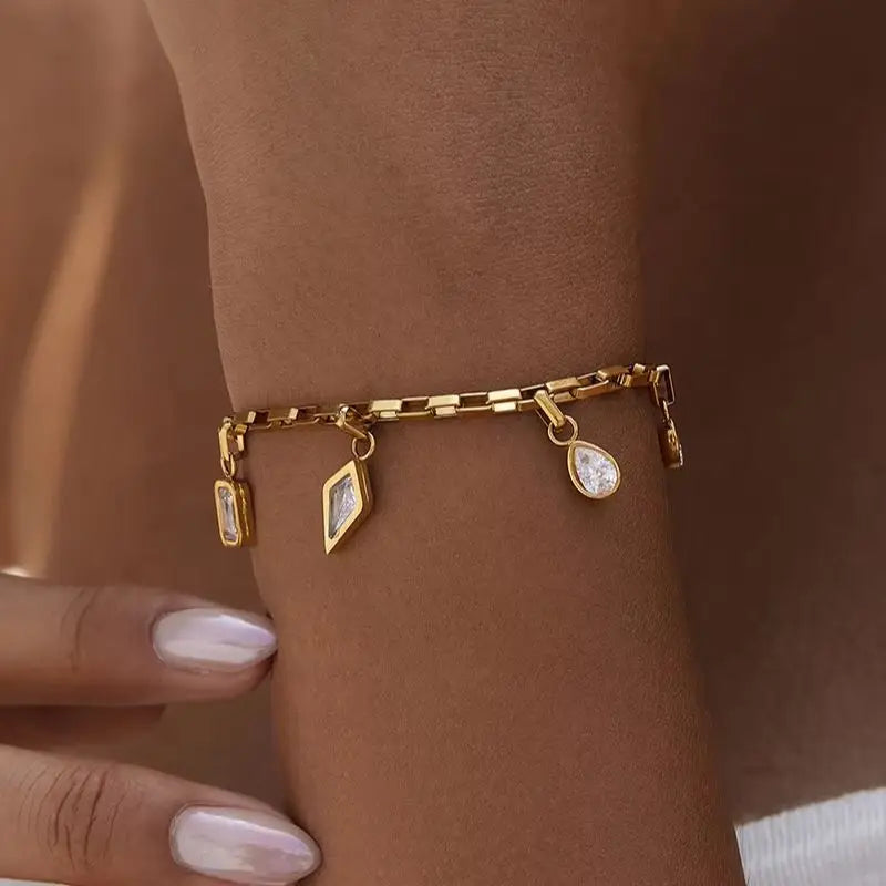 Kika Geometric Zircon Charms Bracelet 18K Gold PVD Plated Stainless Steel Bracelet 316L