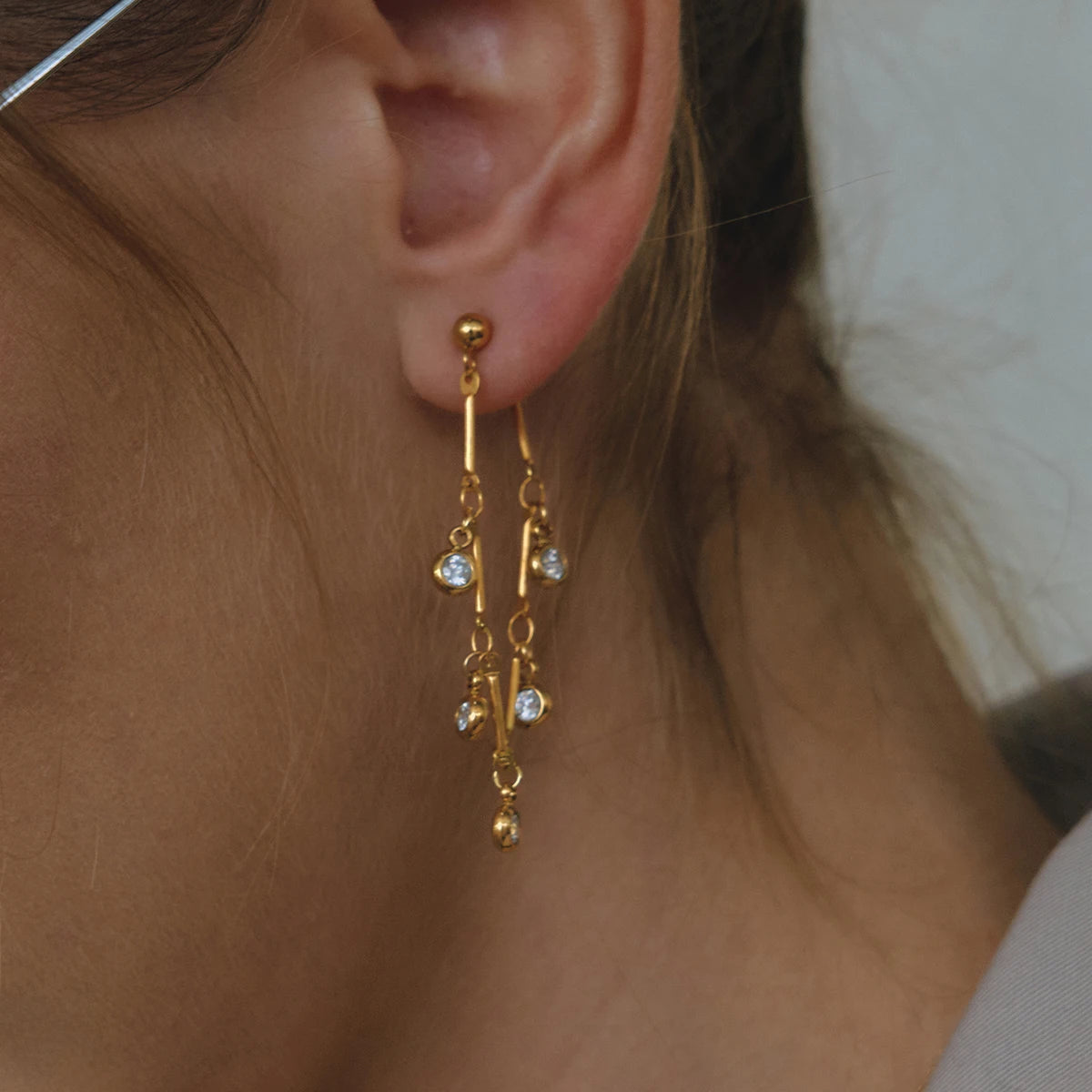 Classic White Zircons Chain Tassel Earring