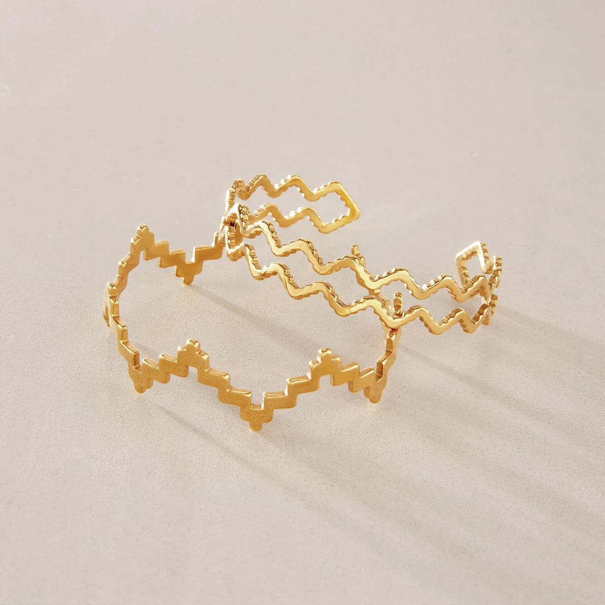 KIKA Irregular Wave Shape Cuff Bracelet For Women Minimalist 18K Gold PVD Plated Stainless Steel Open Bangle Fashion Jewelry
