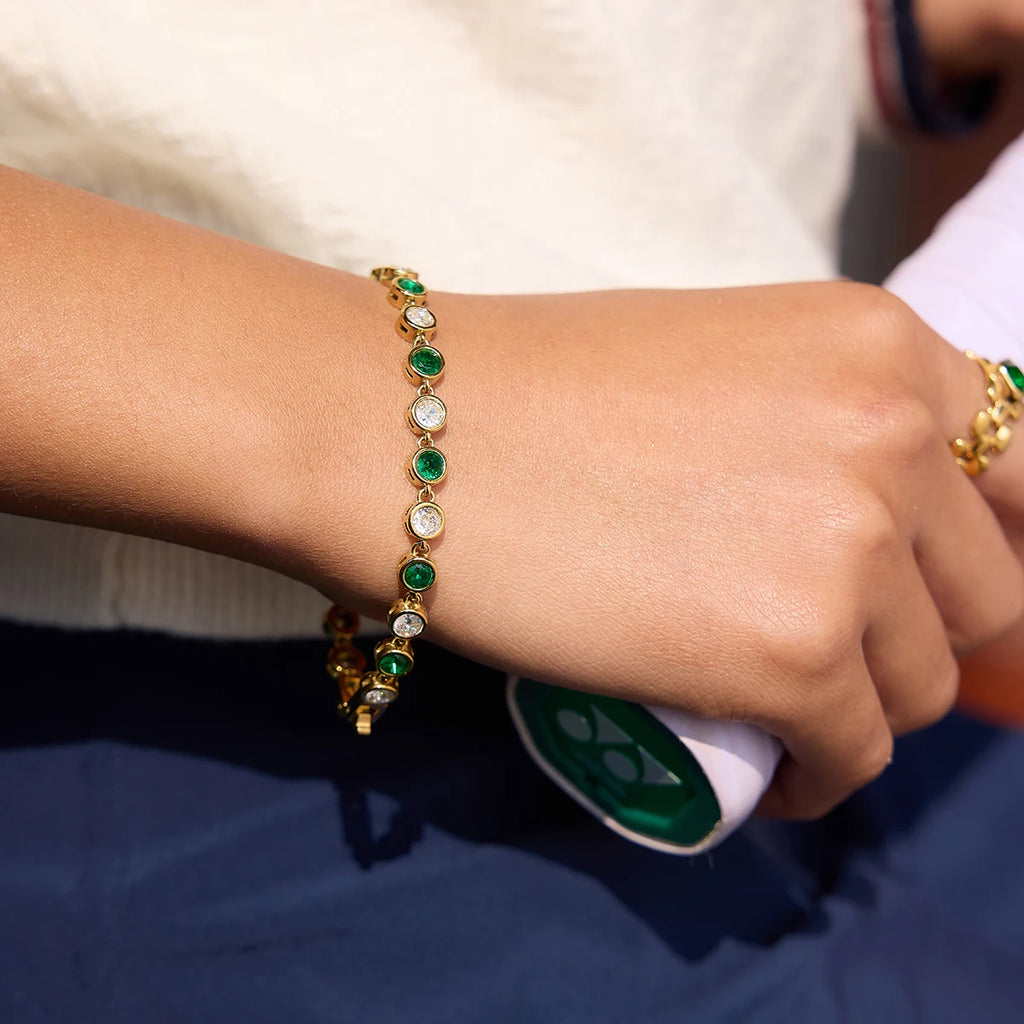 Exquisite Geometric Circular And Heart-Shaped