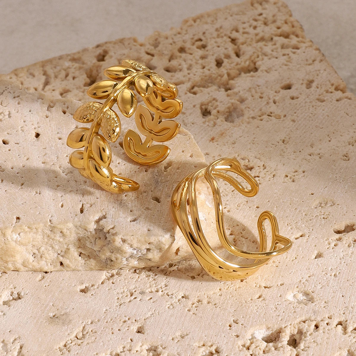 Exquisite And Fashionable Leaf Texture Layered Ring