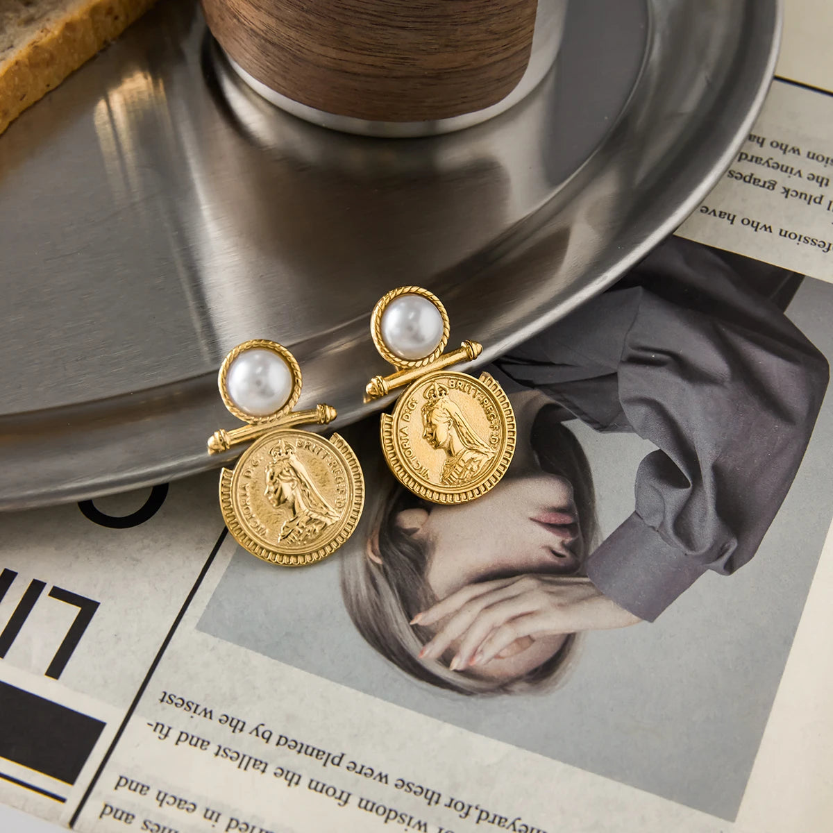 KIKA Classic 18K Gold Color PVD  Plated Inlay Resin Pearl Coin Earring Hypoallergenic Waterproof Stainless Steel 316L