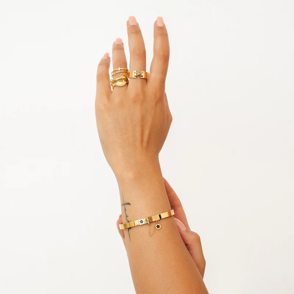 Kika Stainless Steel Band Cross Thick Ring Metal High Quality 18K Gold Plated Hypoallergenic Waterproof Fashion Jewelry Gift