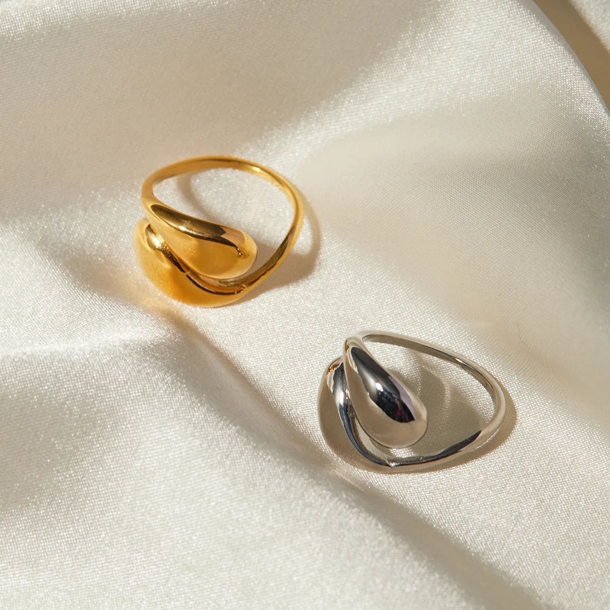 Kika Stainless Steel Metal Overlap Ring