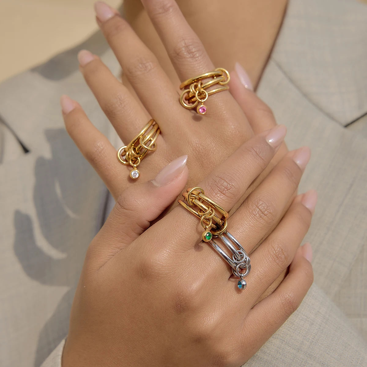 Kika Delicate Divided Finger Rings