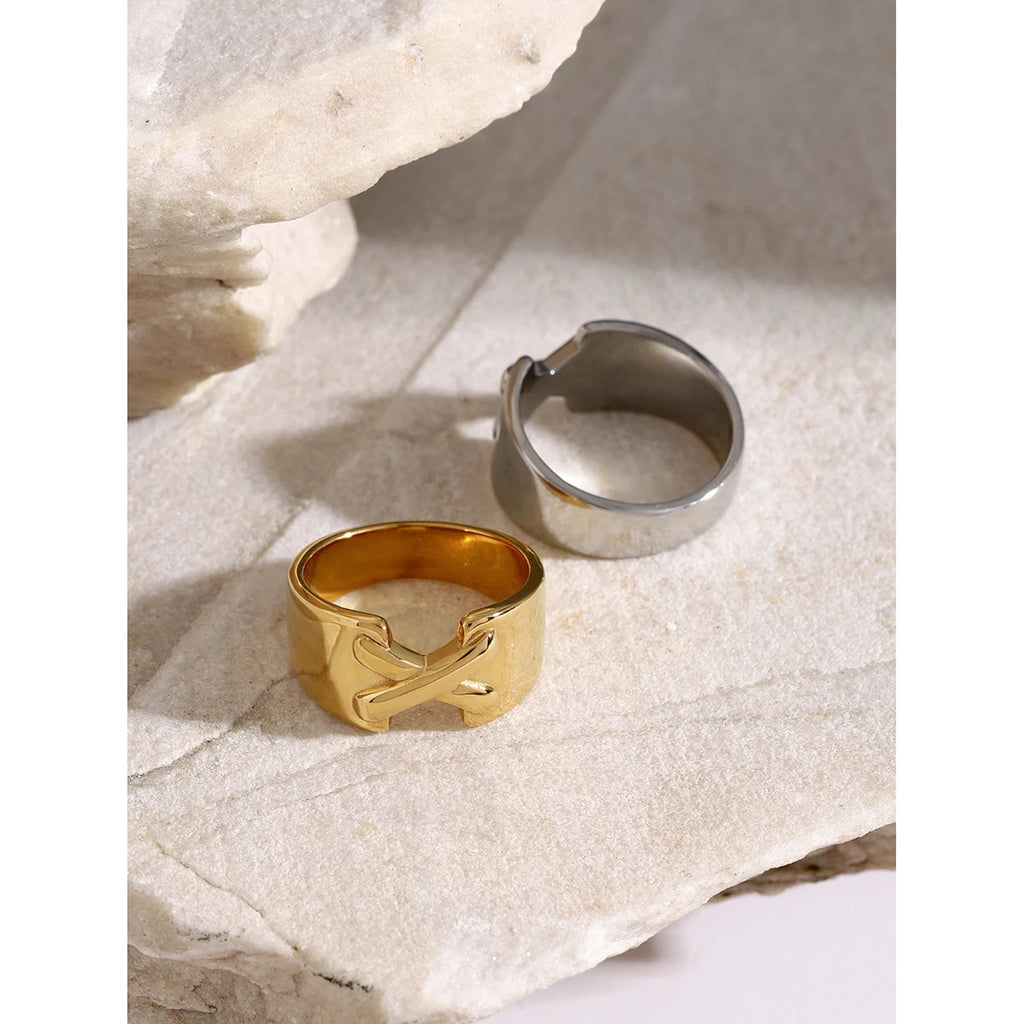 Kika Stainless Steel Band Cross Thick Ring Metal High Quality 18K Gold Plated Hypoallergenic Waterproof Fashion Jewelry Gift