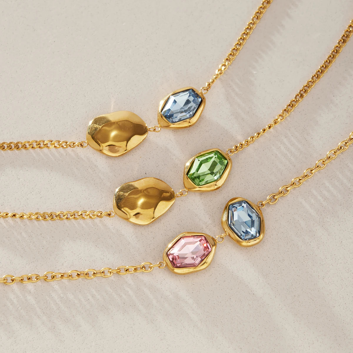 Kika Elegant Geometric Glass Stone Bracelet 18K Gold PVD Plated Stainless Steel 316L