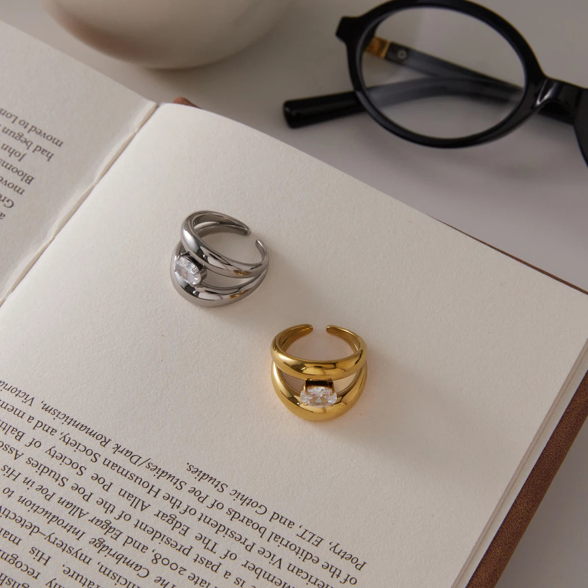 Kika Delicate Oval Zircon Double Layer Open Rings