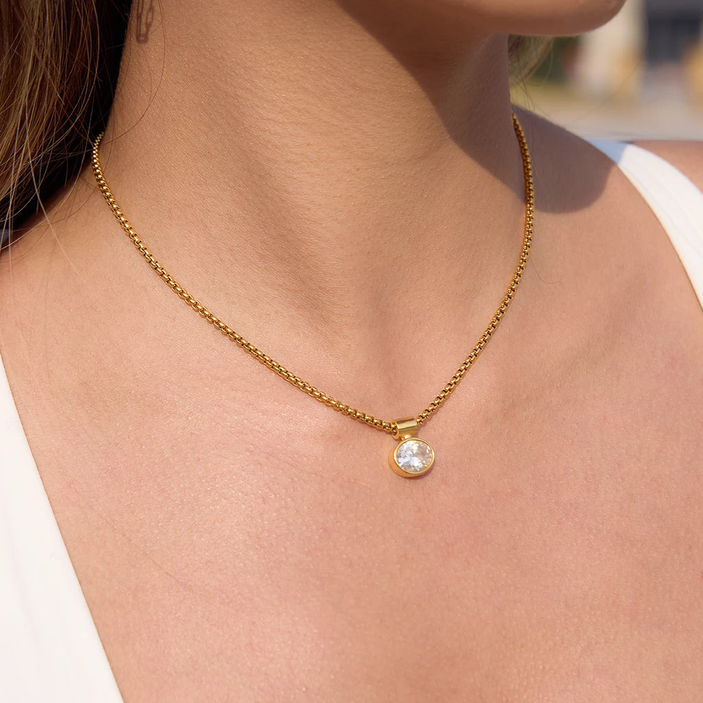 Classic White Egg-Shaped Zircon Pendant Necklace