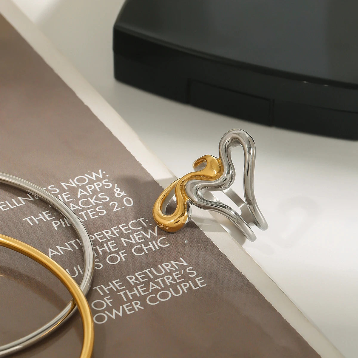 Kika Minimalist Stainless Steel Line Ring Two tone Irregular