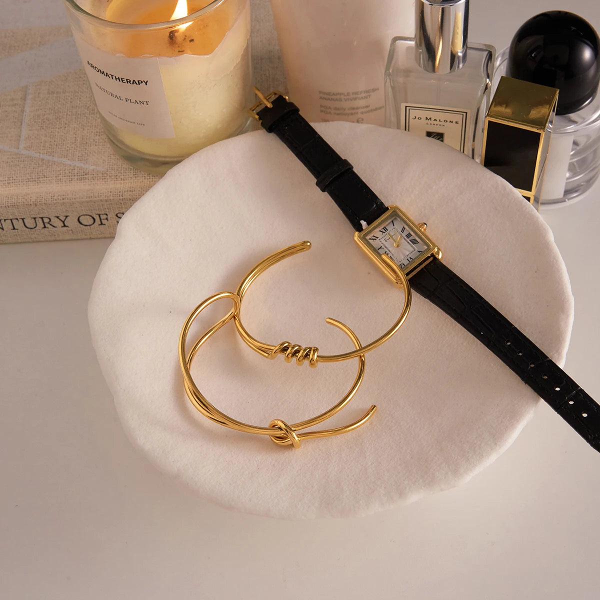 Kika Double-layer Twisted knot Design Bracelet