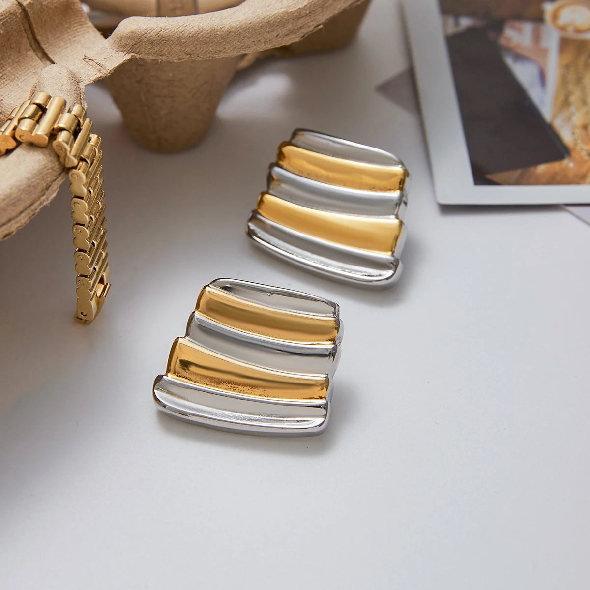 Kika Minimalist Two Tone Striped Geometric Earrings
