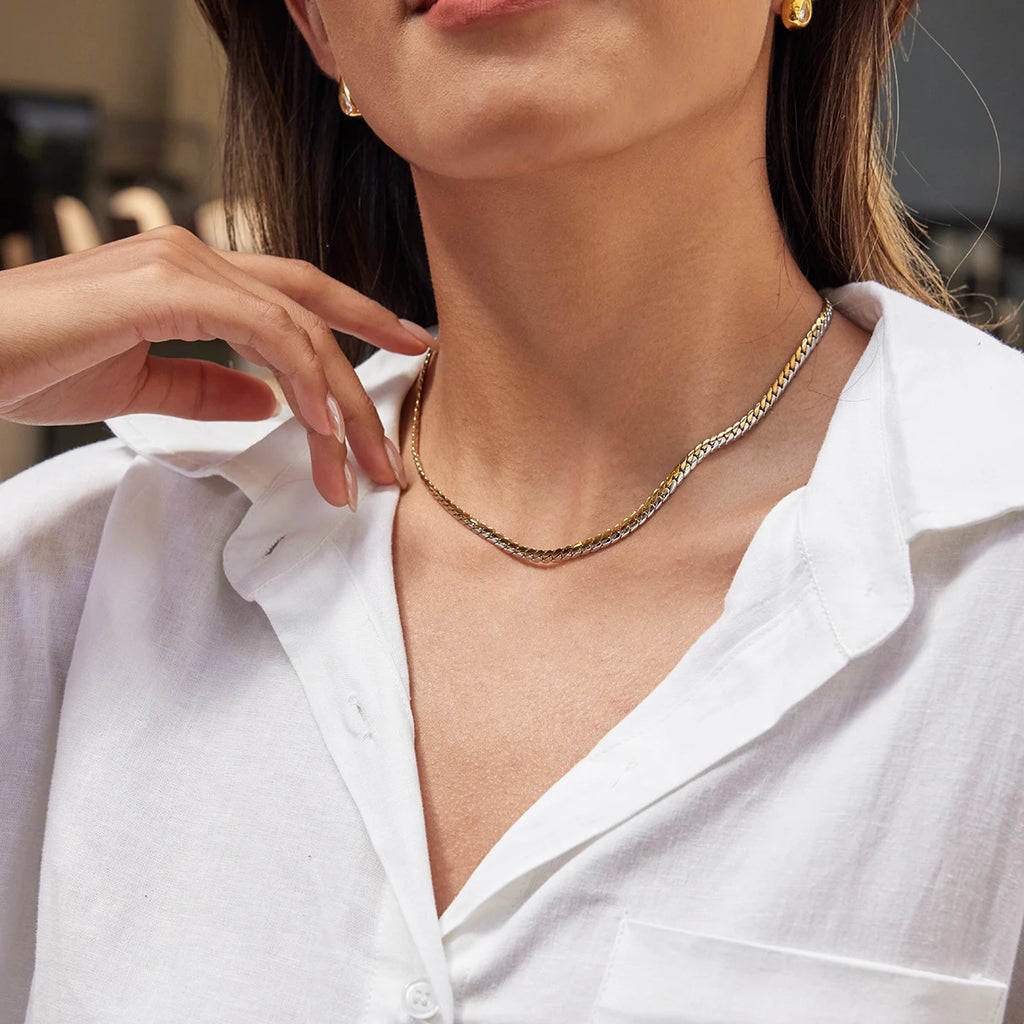 Cuban chain necklace in embossed of gold and silver blocks