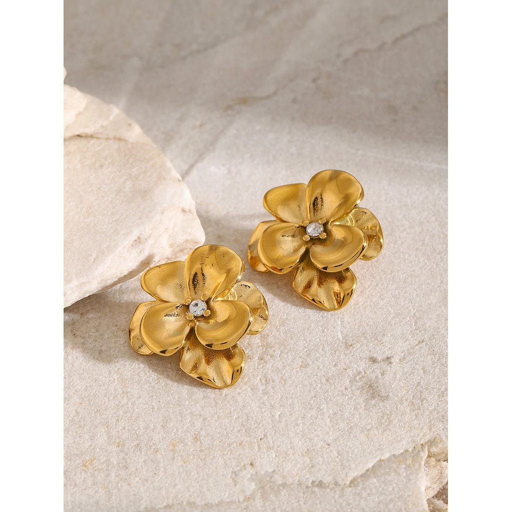 Kika Flower Glossy Charm Stud Earrings Exquisite Ear