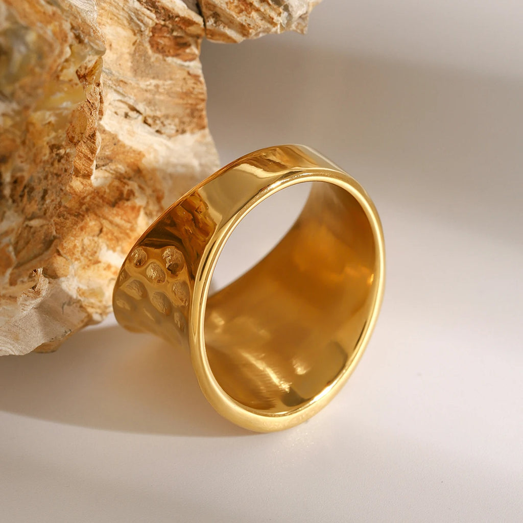 Kika Exaggerated Wide Hammered Concave Ring 18K Gold Color Waterproof Fashion Minimalist Statement Charm Jewelry Women