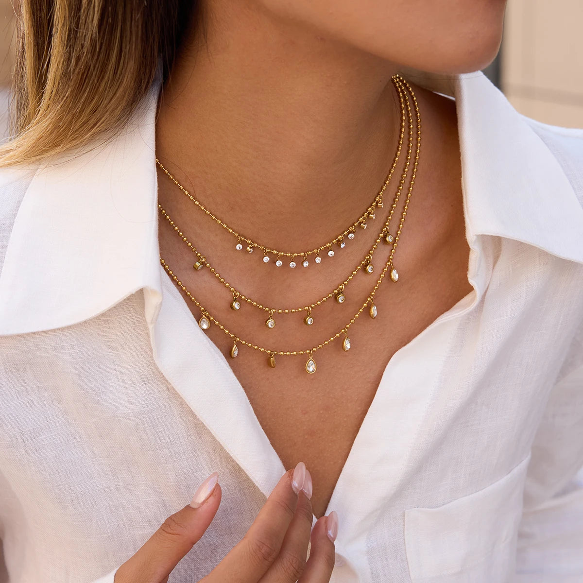 Kika Simple Classic Round White Zircon Pendant Necklace
