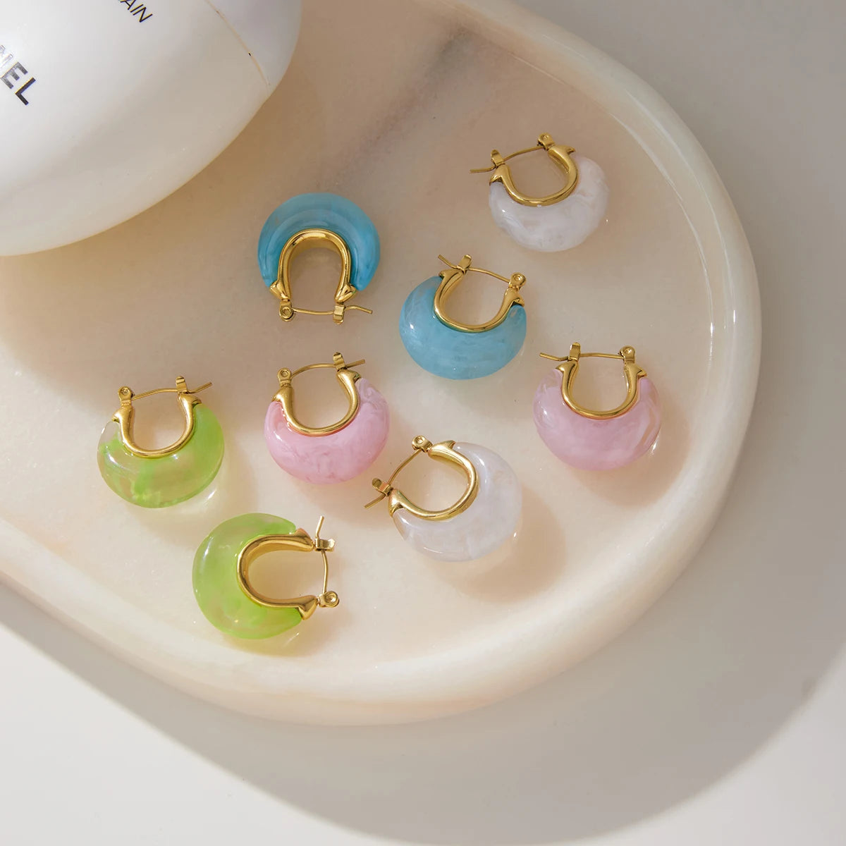 Kika Delicate Summer Blue Pink Colorful Resin Chubby U-Shaped Earrings