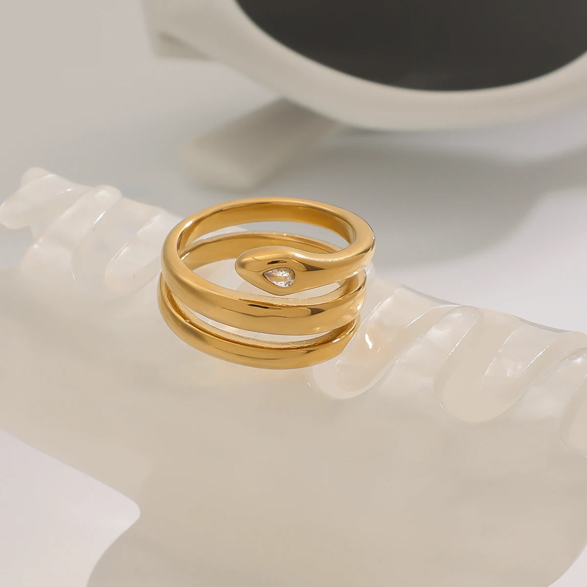 Kika Fashion Retro 18K Gold Color Plated Stainless Steel Spirit Snake Series Ring