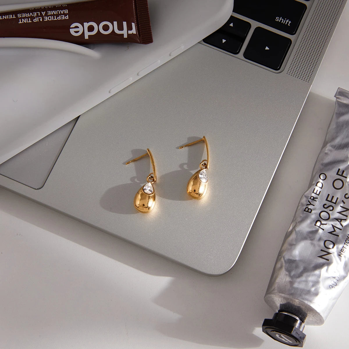 Kika Water Droplet Pendant Earring