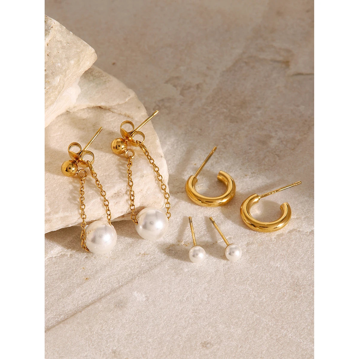 KIKA Handmade Earring Set Pearl C-shaped
