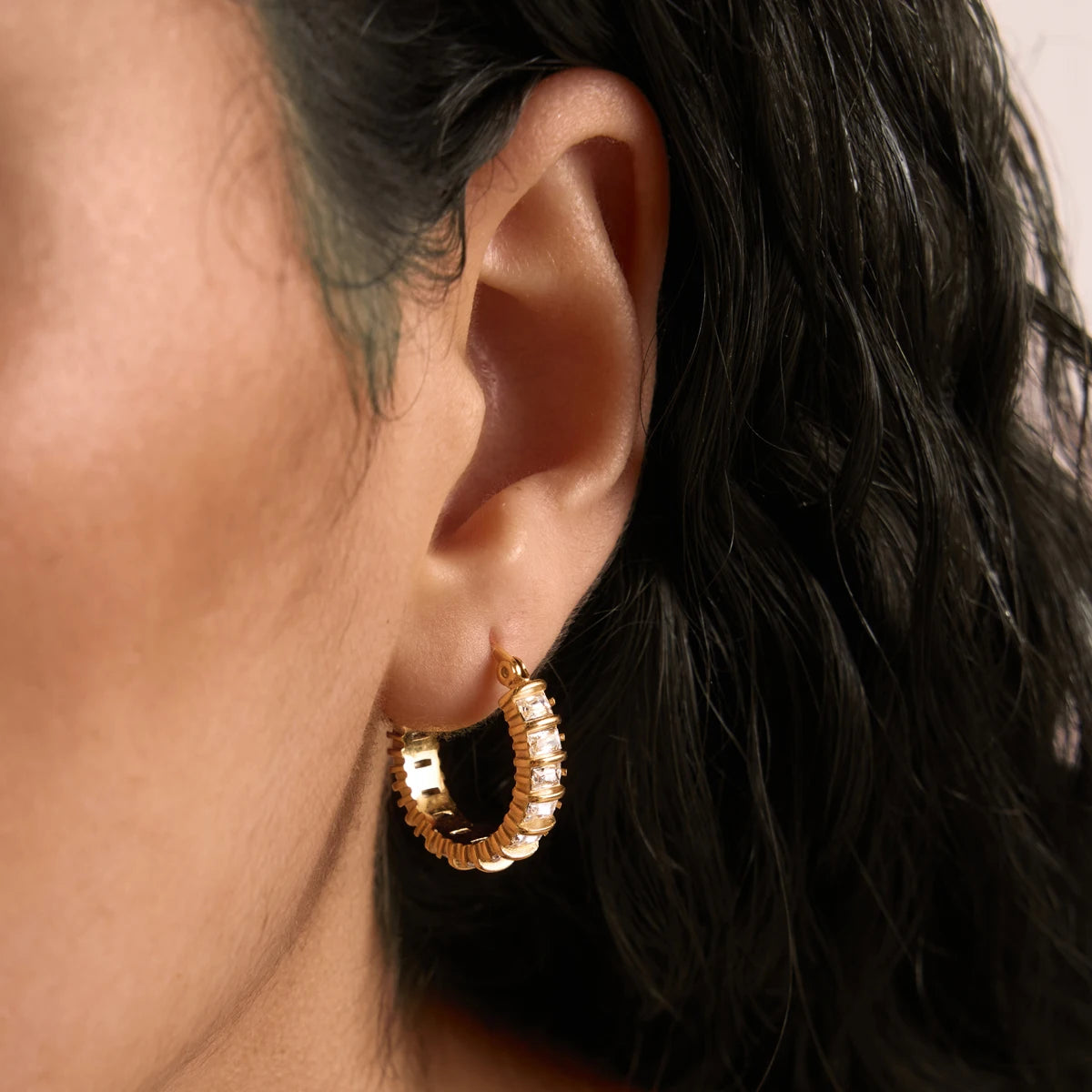 KIKA Classic Iced Out Crystal Clip Earrings PVD 18K Gold Plated Stainless Steel 316L