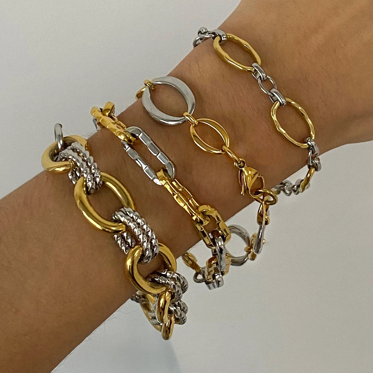 Caitlyn Minimalist Chain Bracelet