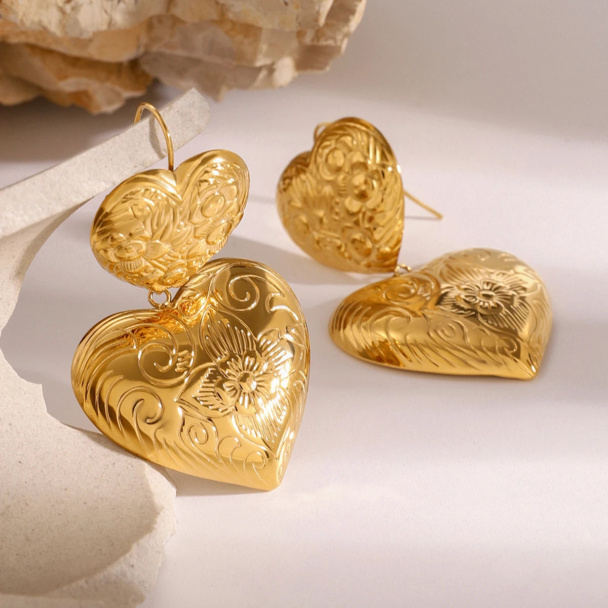Vintage Heart Flower Texture Wave Earrings