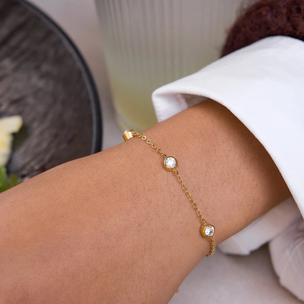 White Round Zircon Open Bracelet With O-Chain Double Layered Bracelets