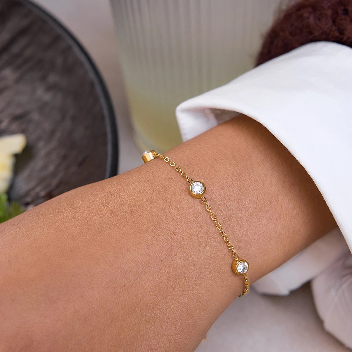 White Round Zircon Open Bracelet With O-Chain Double Layered Bracelets
