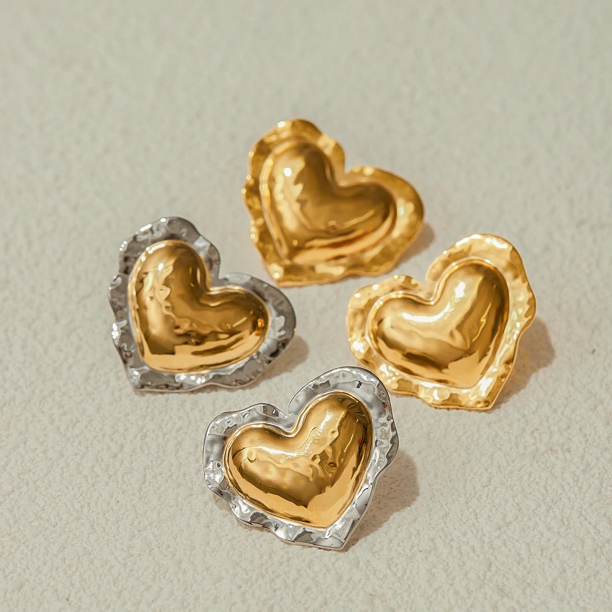 Hammer Pattern Fat Drum Heart Ear Studs