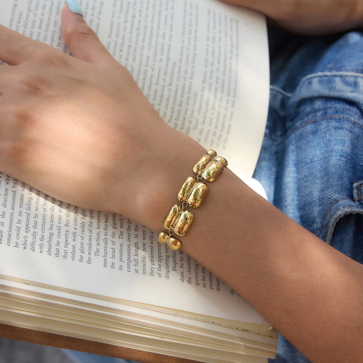 Kika Delicate Gold Color Double Layered Wide Face Bracelet