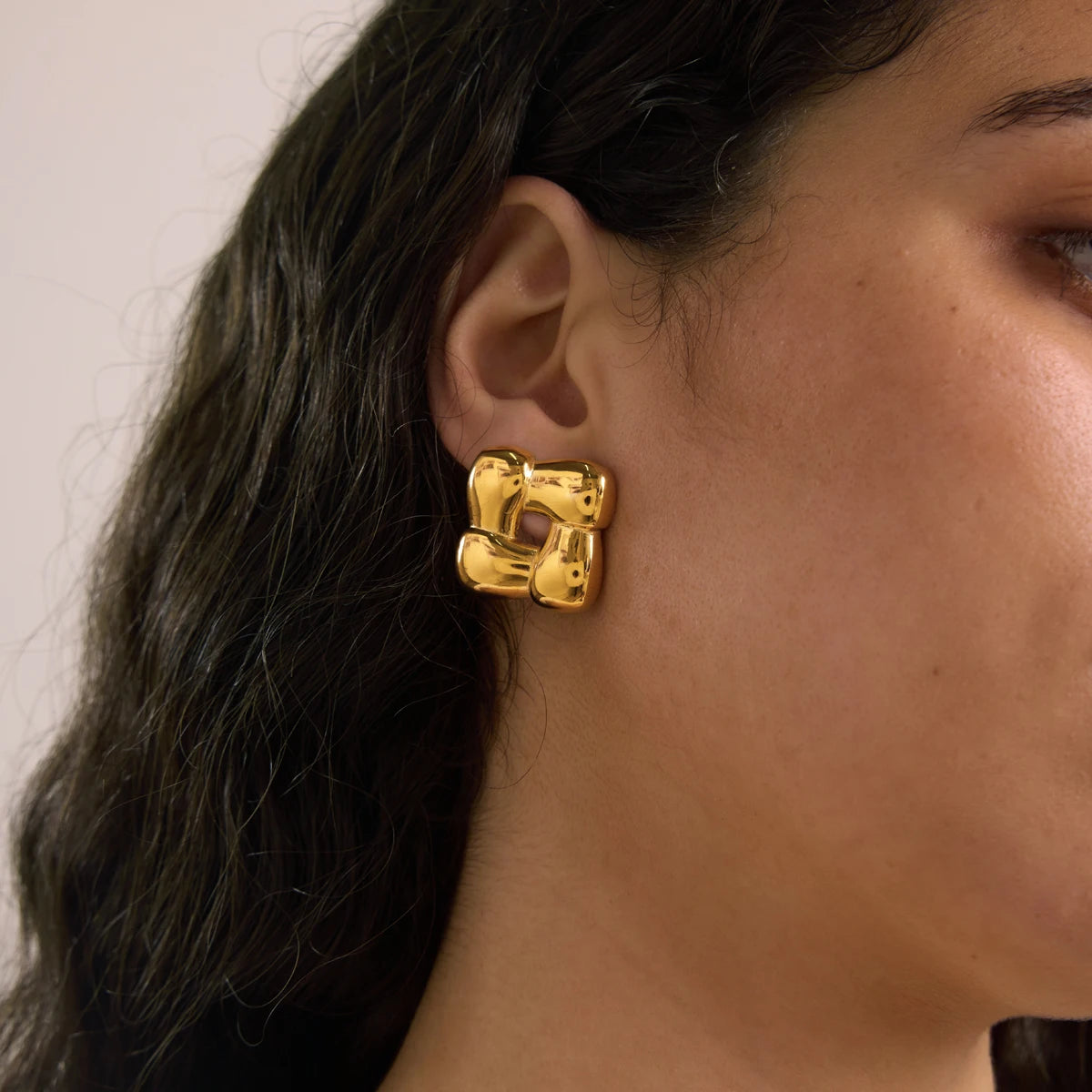 Kika Geometric Hollow Square Stud Earrings Minimalist 18K Gold Plated Stainless Steel 316L