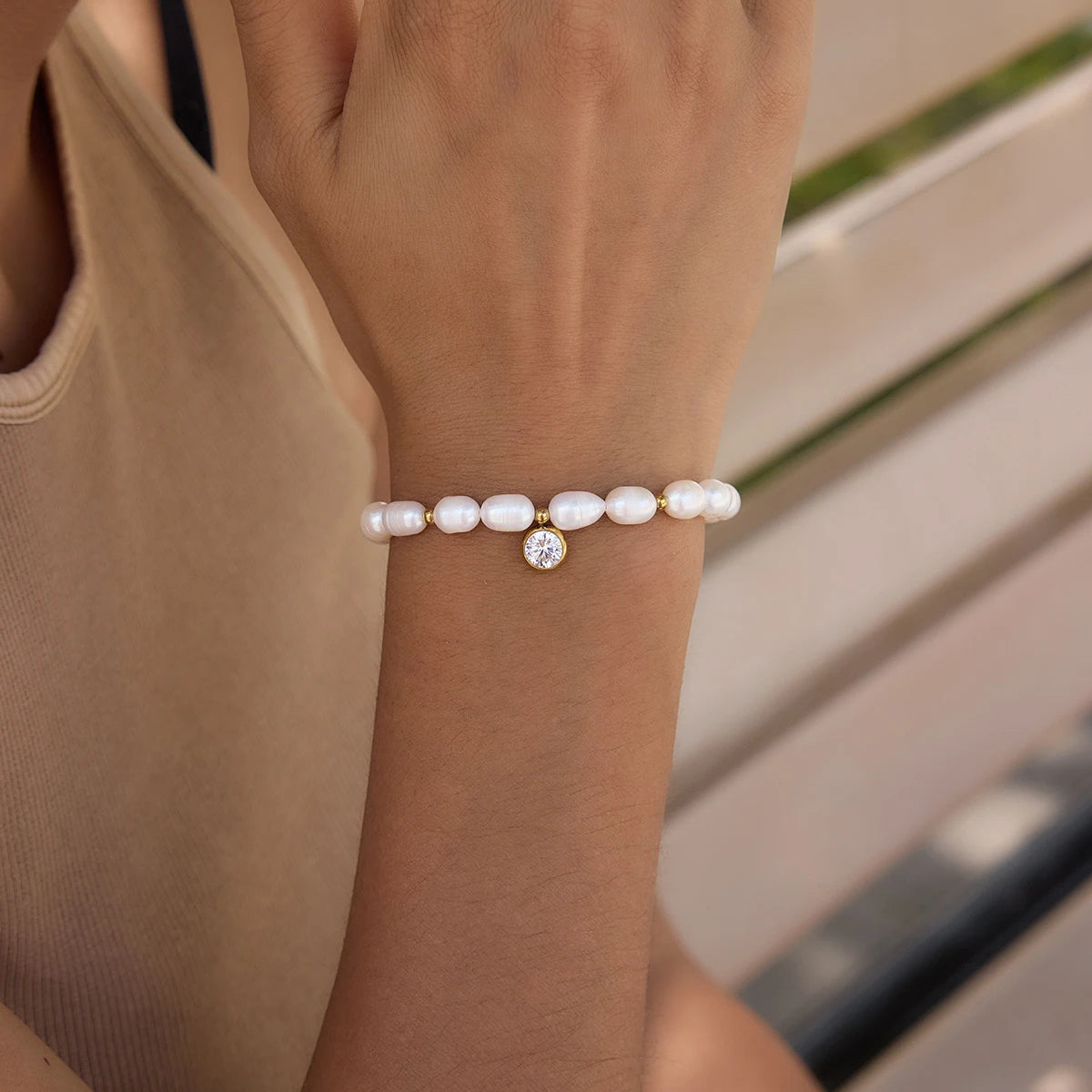 Kika Elegant Freshwater Pearl Chain Round Zircon Charm Bracelet