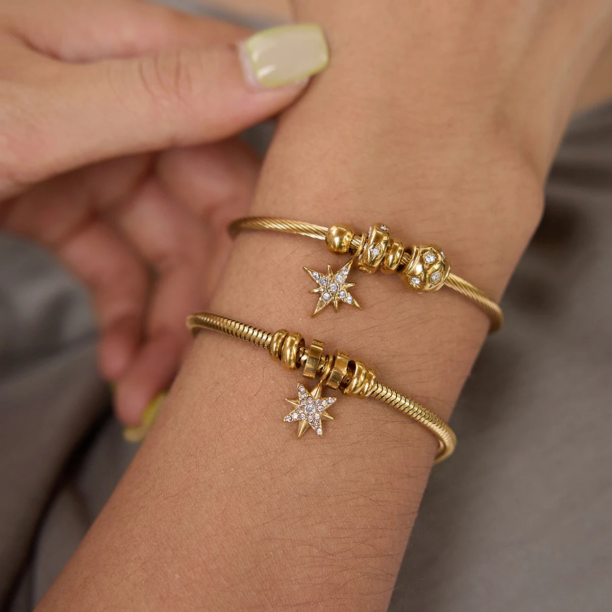 Kika Delicate Crystal Star Charm Bracelet