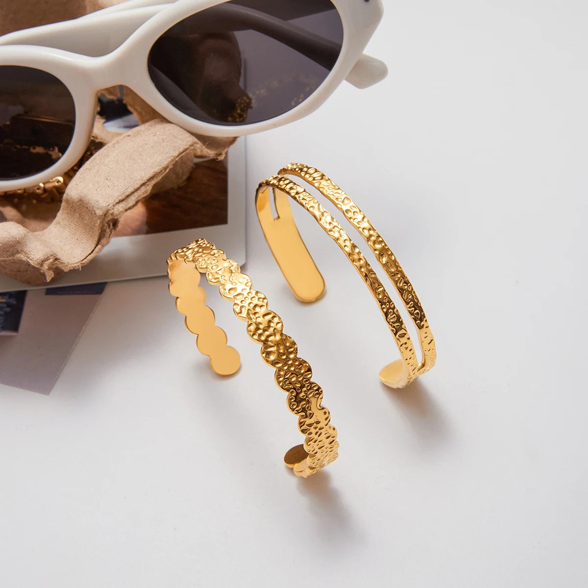 KIKA Minimalist 18K Gold Color Plated Stainless Steel Hammer Pattern Double Layer Bracelet Foldable Wrinkle Bracelet Women's