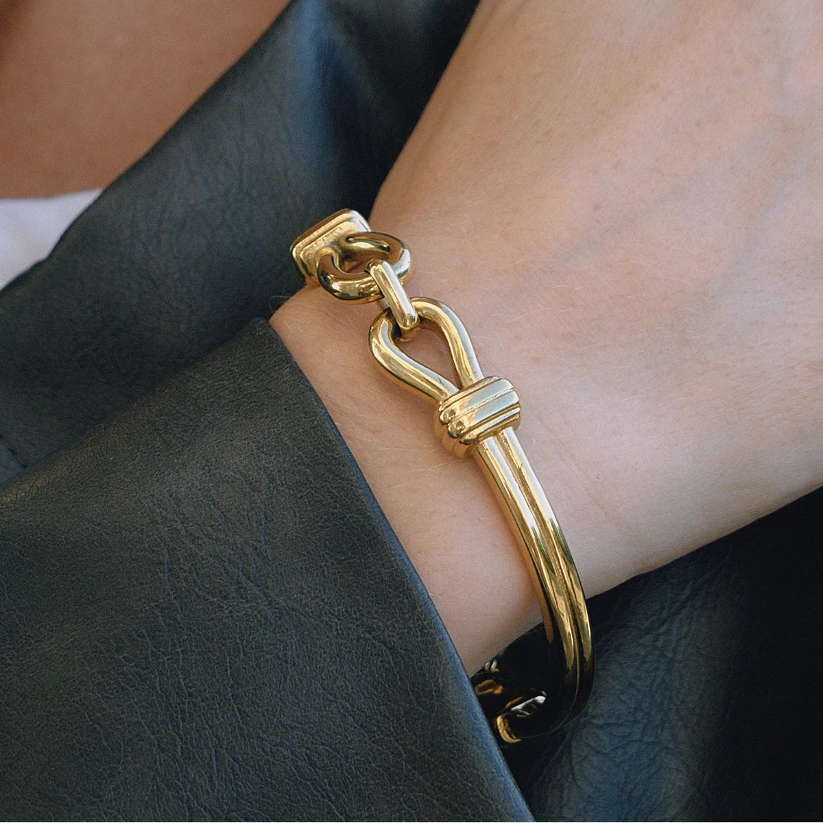 KIKA Vintage Belt Buckle Wishbone Bracelet PVD Gold Color Stainless Steel Waterproof 316L