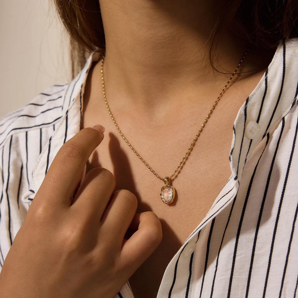 Kika Classic Geometric Zircon Pendant Necklace Minimalist 18K Gold Plated Stainless Steel 316L