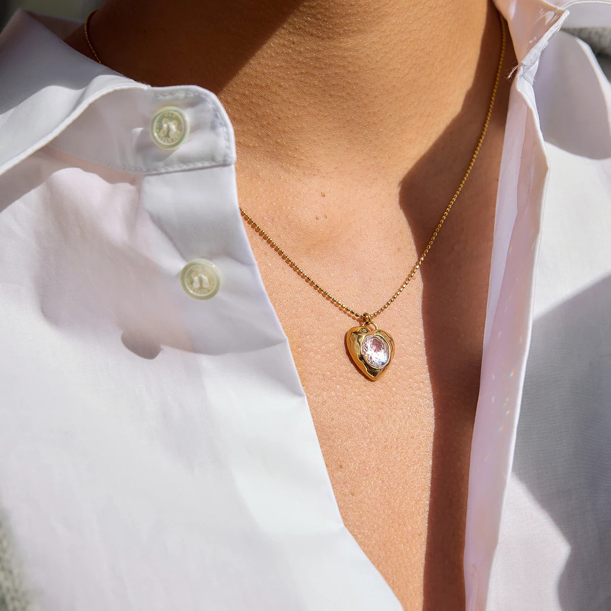 Classic Shaped Zircon Heart-Shaped Pendant Necklace