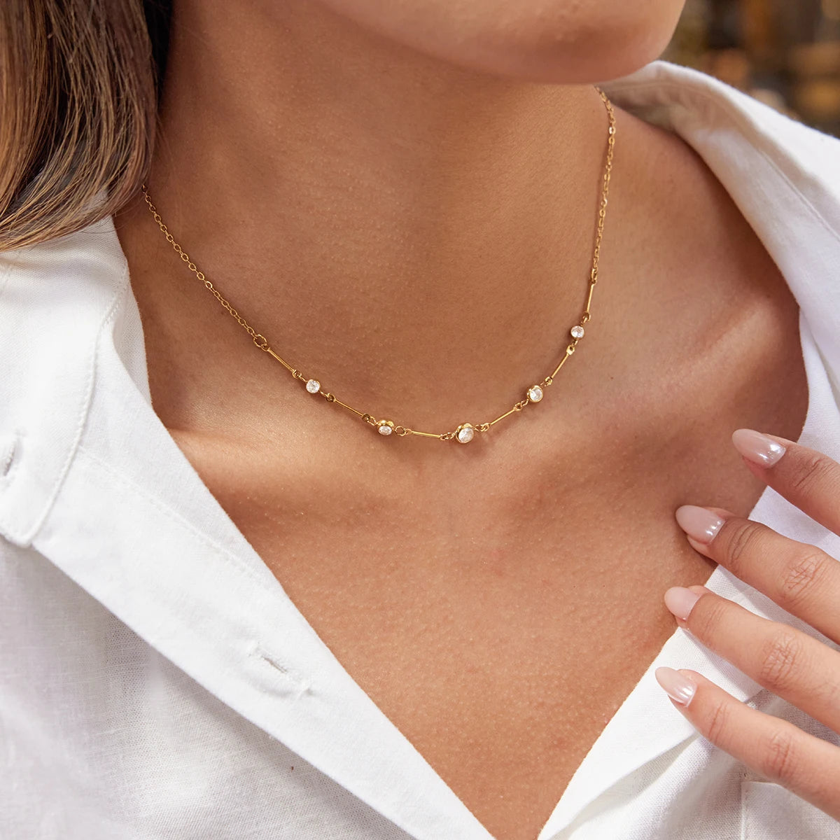 Vintage White Round Zircon Necklace