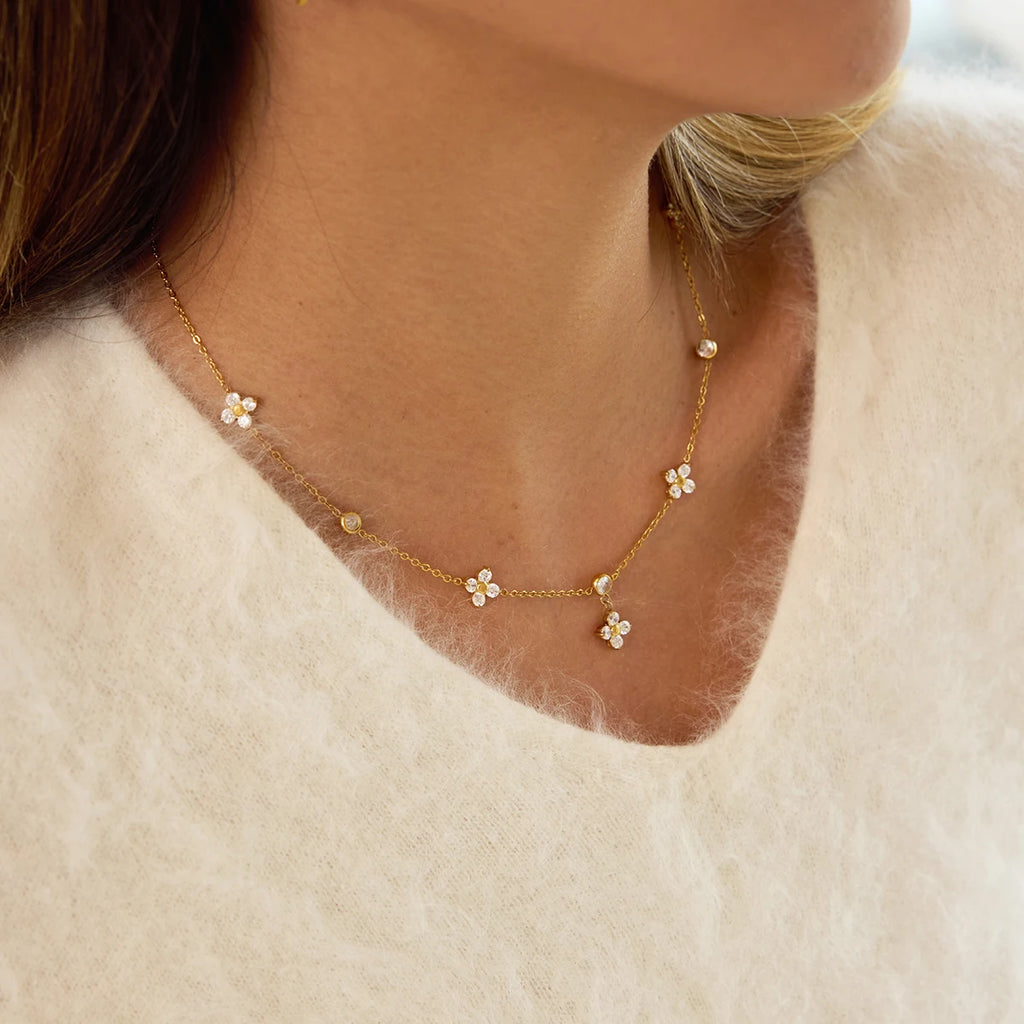 Kika Classic Gold Plated Elegant flowers White Zircon Chain Necklace