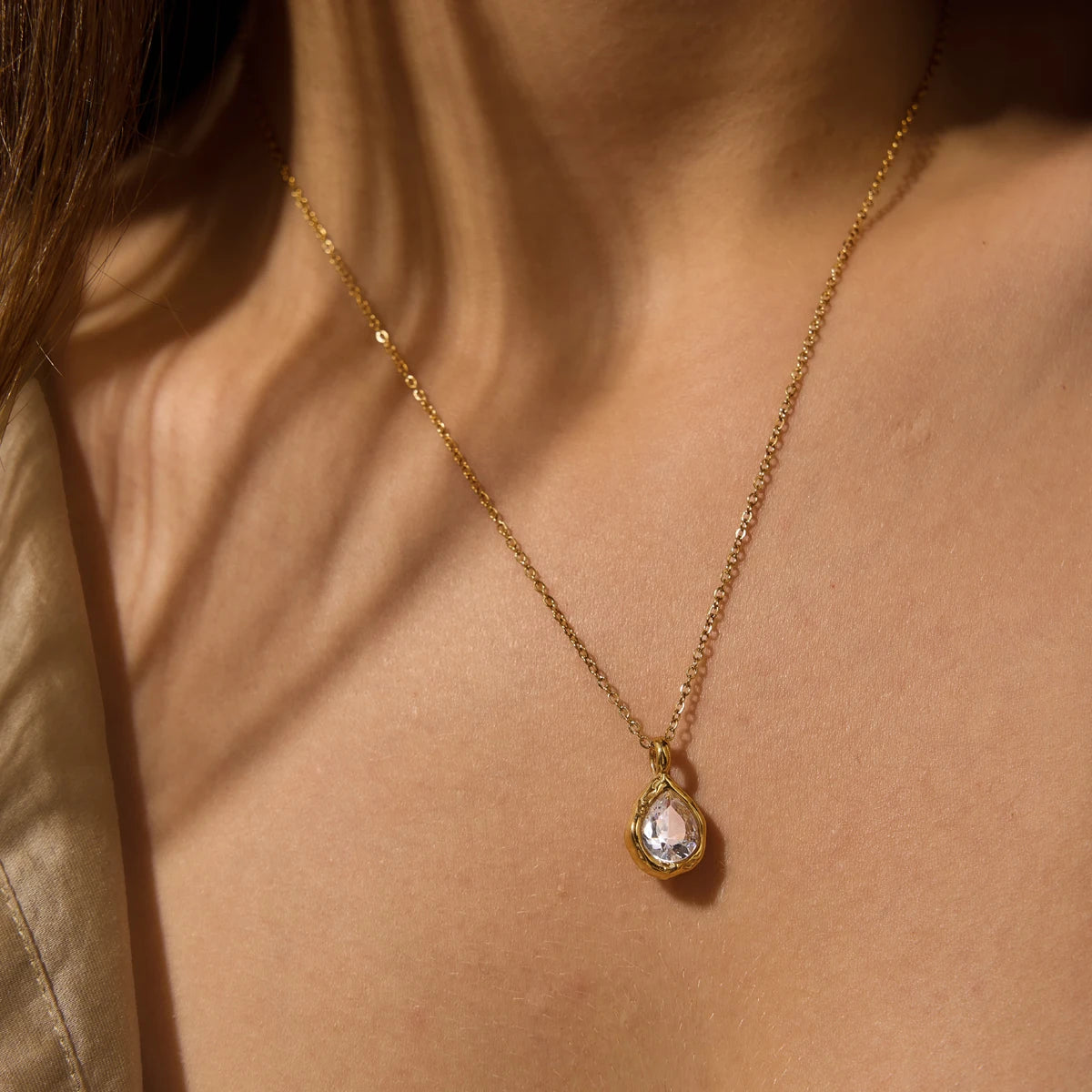 Kika Classic Geometric Zircon Pendant Necklace Minimalist 18K Gold Plated Stainless Steel 316L