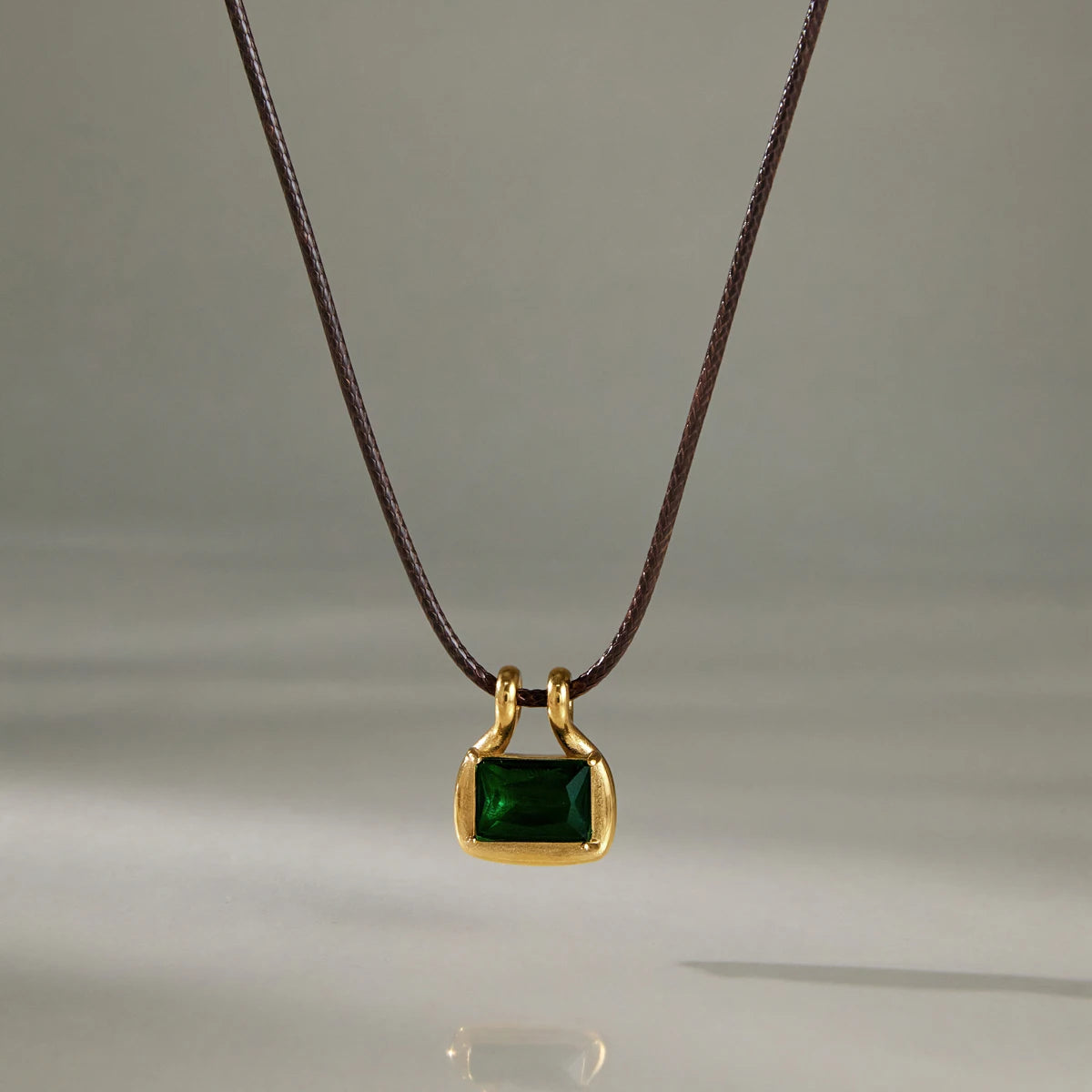 KIKA Elegant Green Zircon Pendant Rope Chain Necklace For Women 18K Gold PVD Plated Stainless Steel Necklace Fashion Jewelry