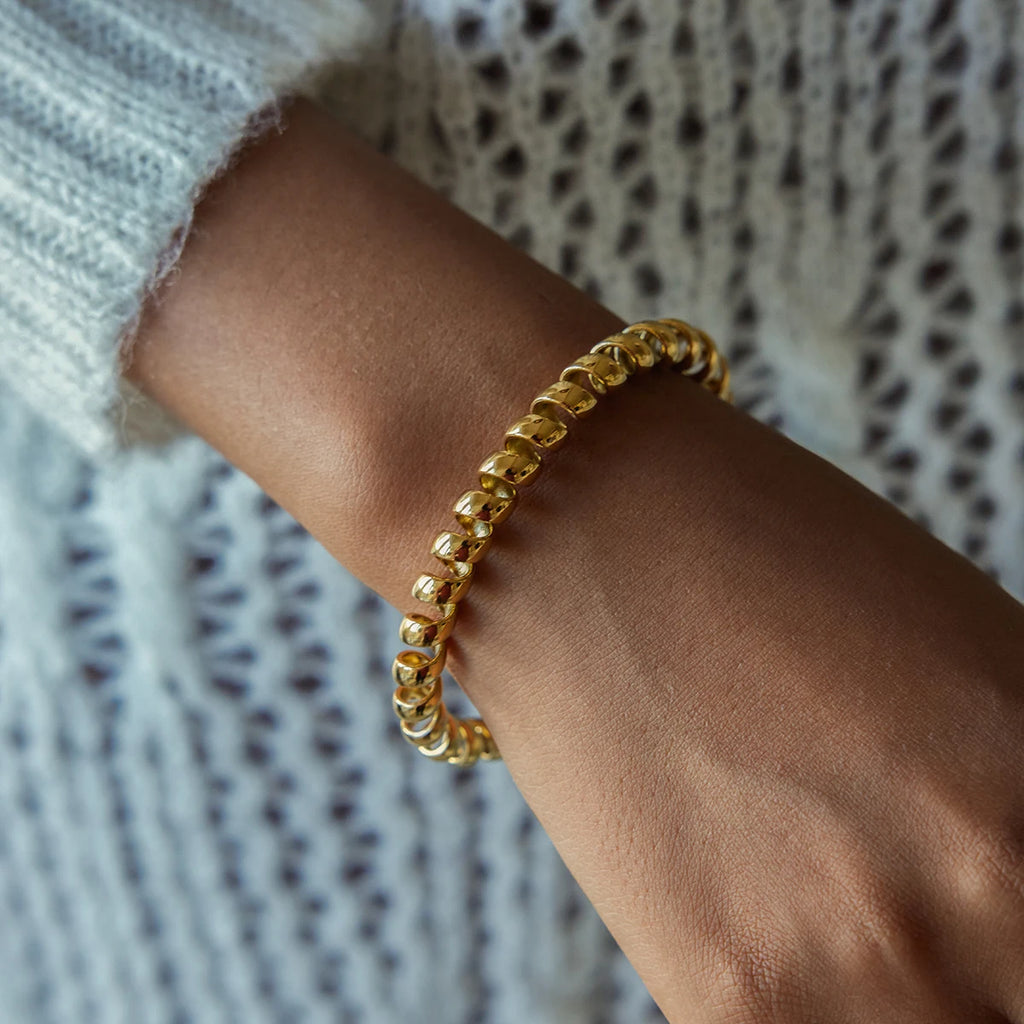 Spiral Multi-Layer Surround Telephone Line Open Bracelet