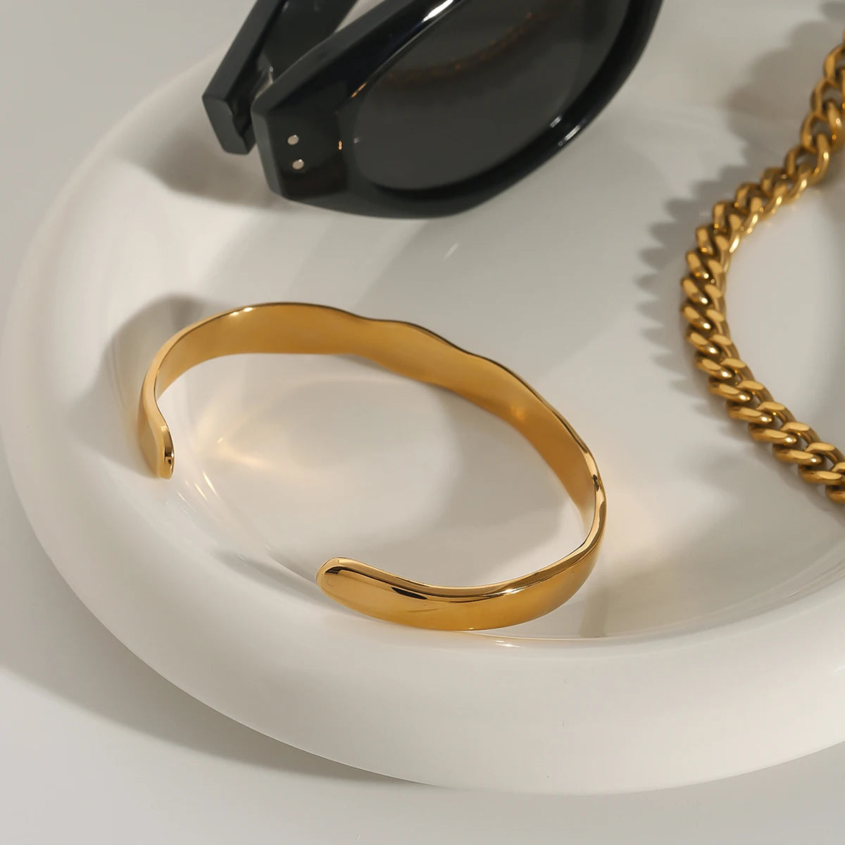 KIKA Minimalist 2Pcs Wave Opening Bracelet 18K Gold Color Plated Stainless Steel Stacked Bracelet Women's Jewelry
