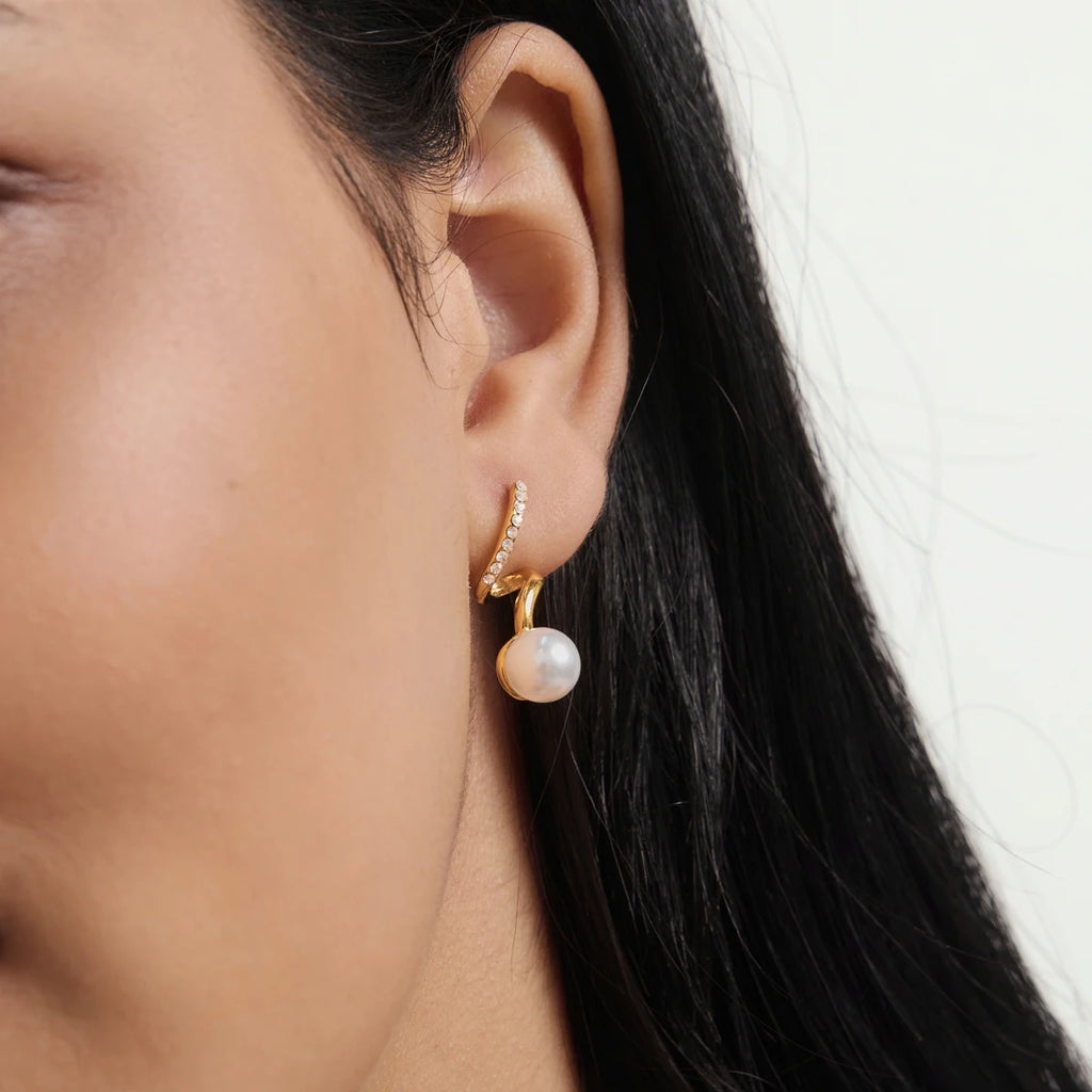 KIKA Elegant Imitation Pearl Spiral Stud Earrings For Women 18K Gold PVD Plated Stainless Steel Earrings Fashion Jewelry Gift