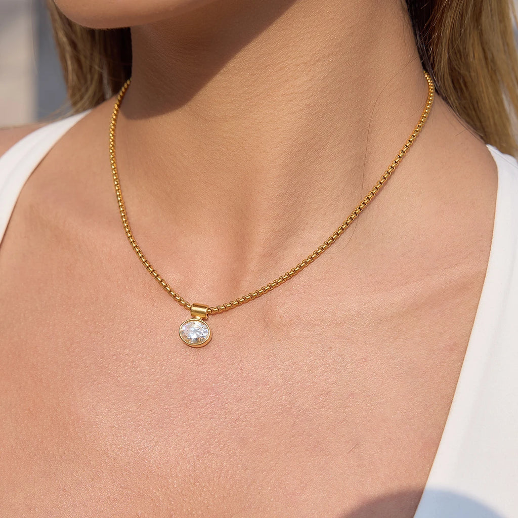 Classic White Egg-Shaped Zircon Pendant Necklace